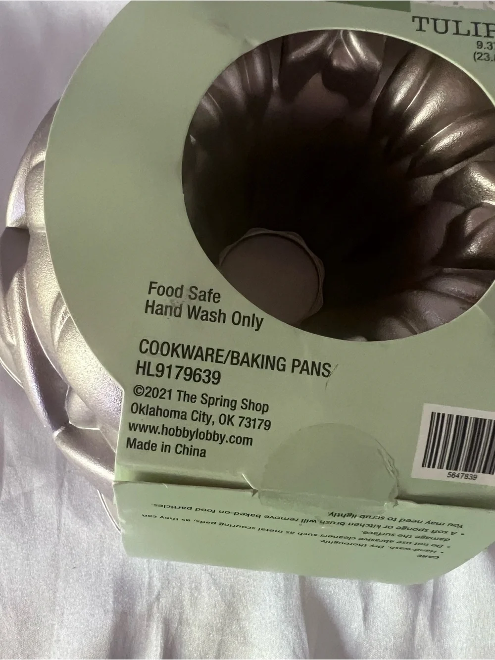 The Spring Shop Gold Tulip Pan - Decorative Bundt Mold